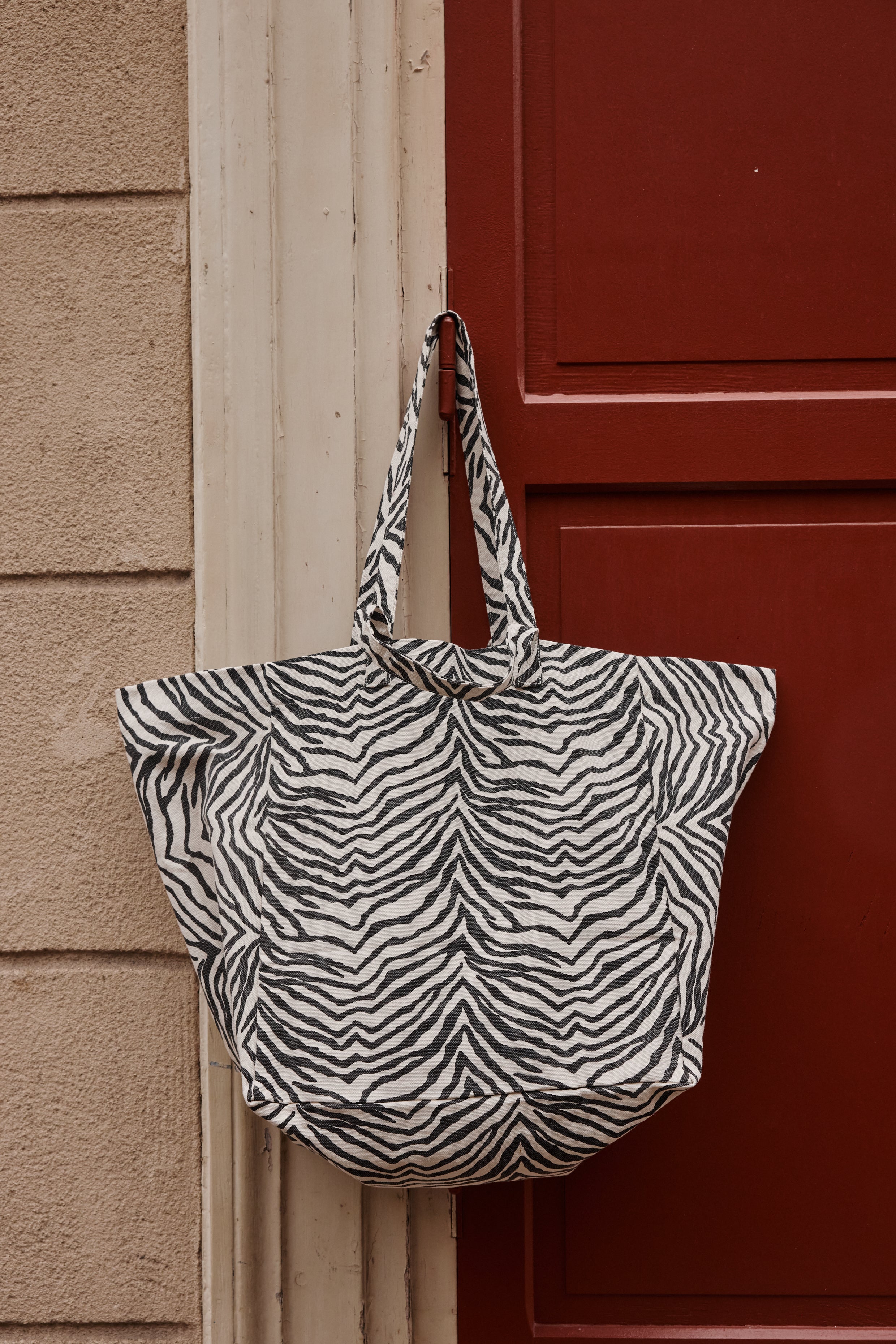 Tote Bag Large- Zebra