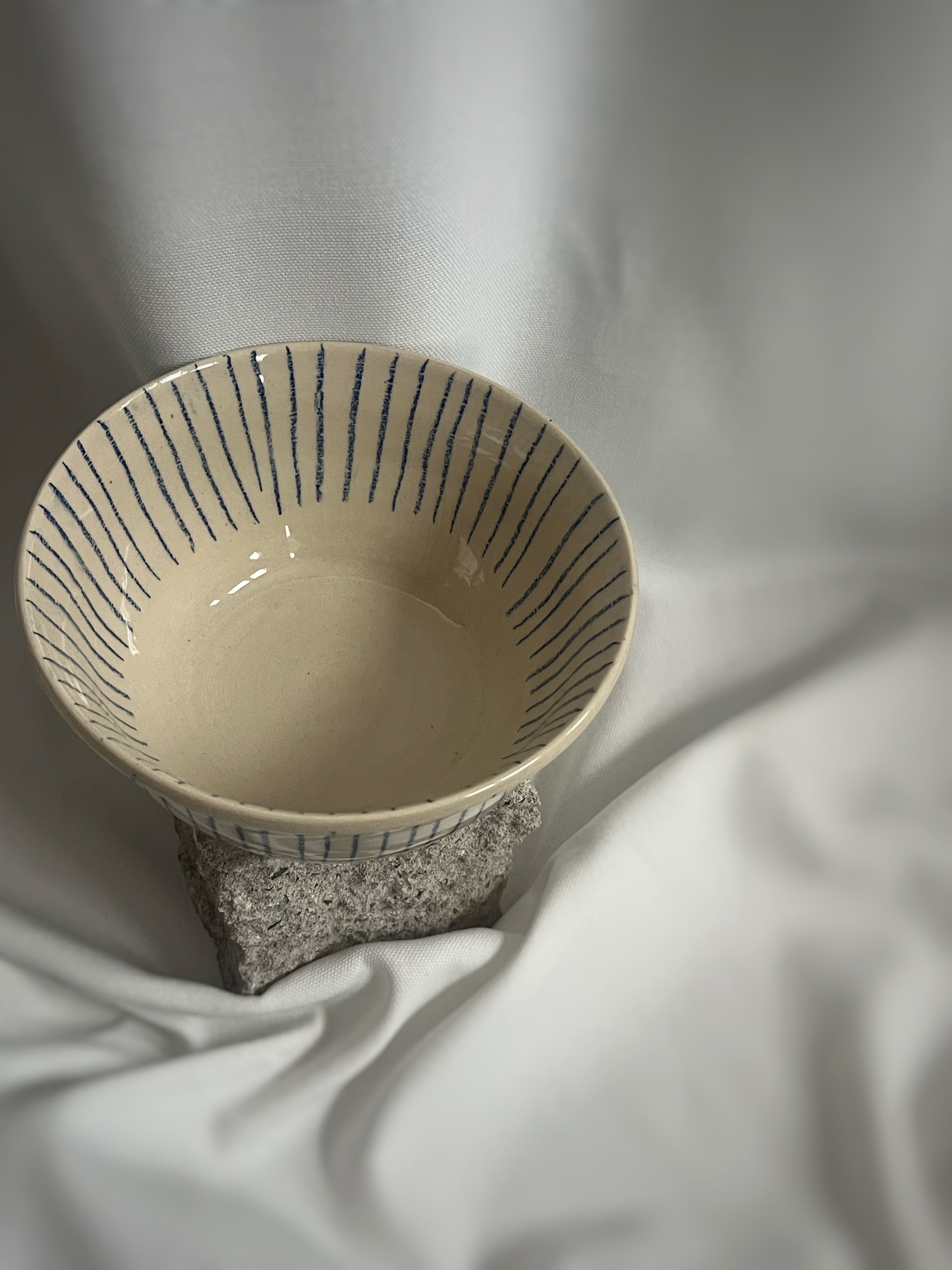 Bowl gestreift